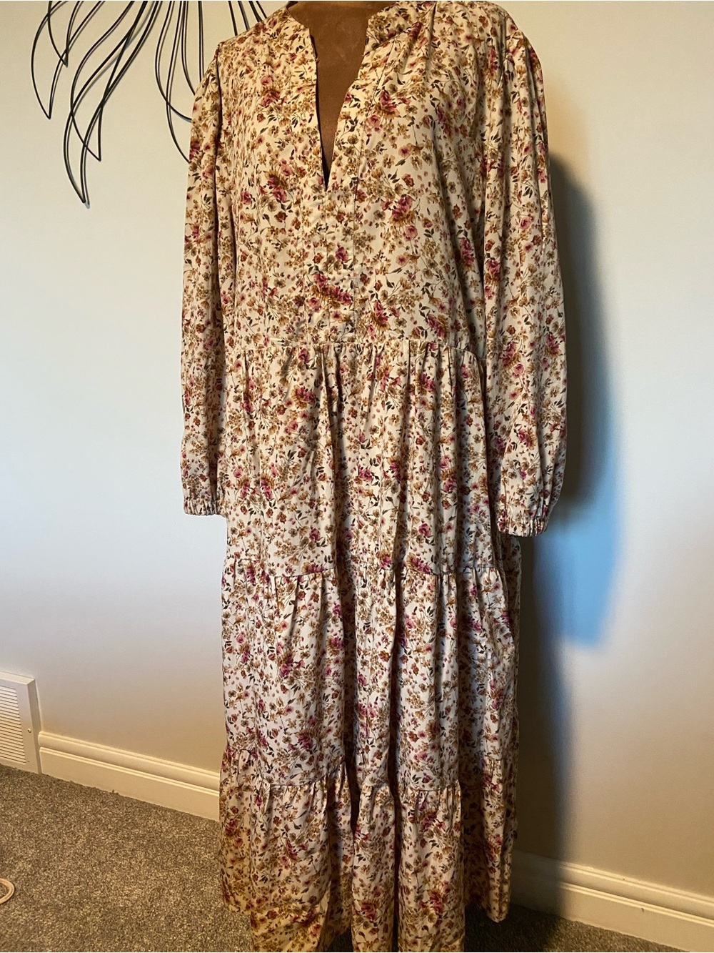 Entro Floral Tiered Maxi Dress Long Sleeve V-Neck Cottagecore Cream Pink 1X